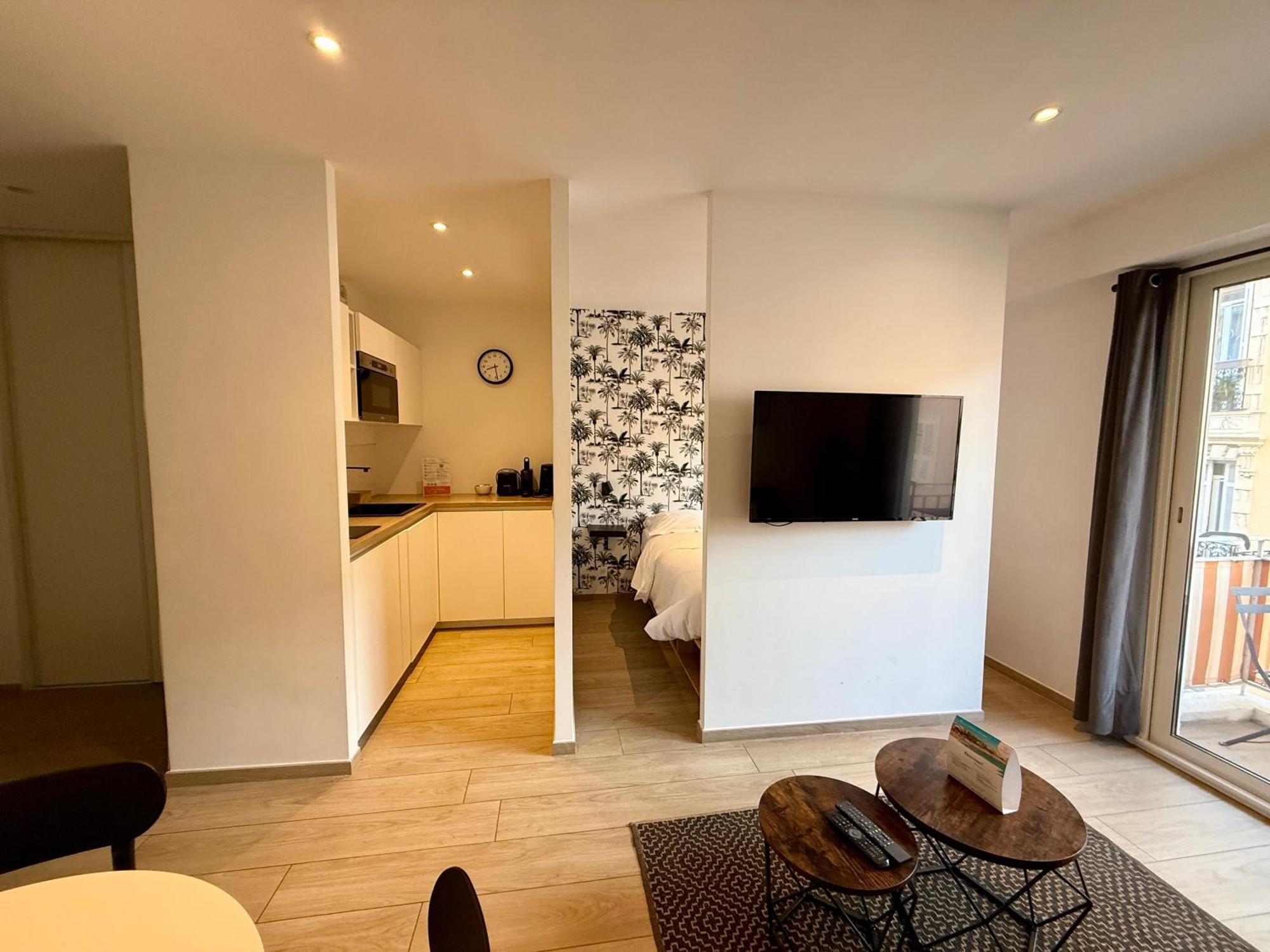 C001-Beau Studio Neuf Situe Au Centre Cannes Luaran gambar